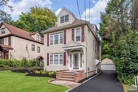 This home was built in null and last sold on 2023-12-15 for 795,000. . Ridgewood nj zillow